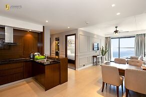 Johnny's Luxury Apartments