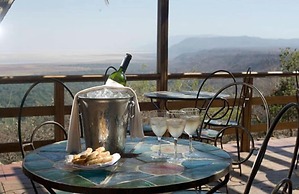 Lake Manyara Wildlife Lodge