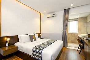 Chill Suites Danang Beach Hotel