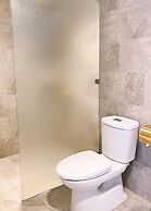 Chill Suites Danang Beach Hotel