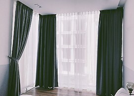 Chill Suites Danang Beach Hotel