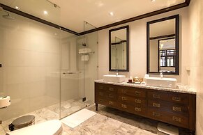 The Bridge An Eclectic Luxotel Chiangmai