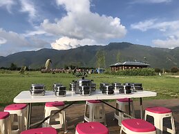 Micheng RV Lijiang Camping