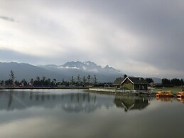 Micheng RV Lijiang Camping