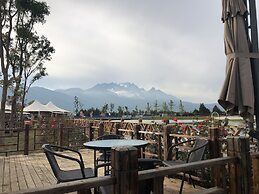 Micheng RV Lijiang Camping