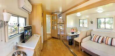 Micheng RV Lijiang Camping