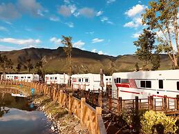 Micheng RV Lijiang Camping