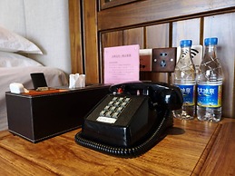 Riverside Boutique Inn