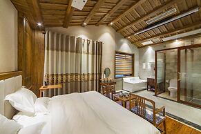 Riverside Boutique Inn