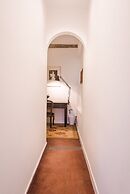 Well-Kept Apartment Short Walk to The Duomo