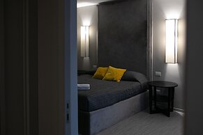 Imbriani Guest House & Suites