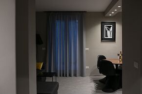 Imbriani Guest House & Suites