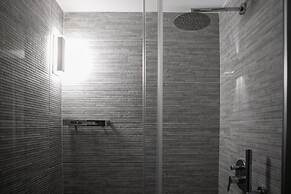 Imbriani Guest House & Suites