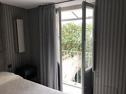 Imbriani Guest House & Suites