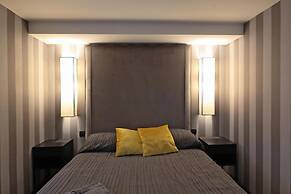 Imbriani Guest House & Suites