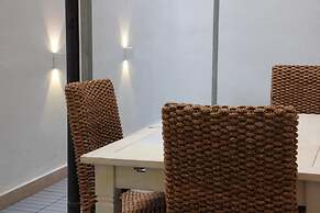 Imbriani Guest House & Suites