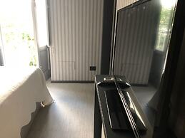 Imbriani Guest House & Suites