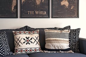 A Few Steps to The Duomo Majestic 5BD Apt