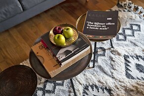 A Few Steps to The Duomo Majestic 5BD Apt