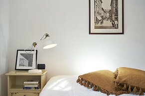 A Few Steps to The Duomo Amazing 4BD Apt