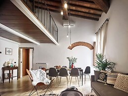 A Few Steps to The Duomo Amazing 4BD Apt