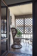 Palace with balcony View to Pitti Palace and the Duomo