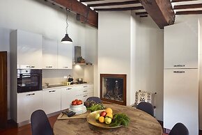 Palace with balcony View to Pitti Palace and the Duomo