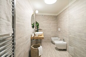 Palace with balcony View to Pitti Palace and the Duomo