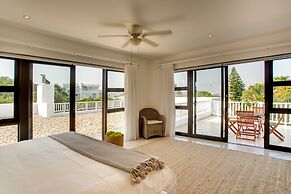 Limoni Luxury Suites