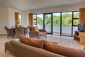 Limoni Luxury Suites