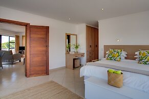Limoni Luxury Suites