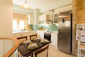 Nikolas Villas Kamilari