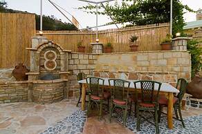 Nikolas Villas Kamilari