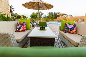 Nikolas Villas Kamilari