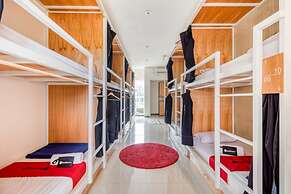 Lantai Dua Jogja - Hostel