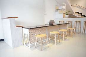 Lantai Dua Jogja - Hostel