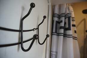 Lantai Dua Jogja - Hostel