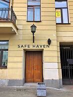 Safe Haven Apart Hotel