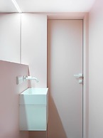 Safe Haven Apart Hotel