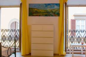 Spacious 4BD Apt Near the Duomo