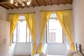 Spacious 4BD Apt Near the Duomo