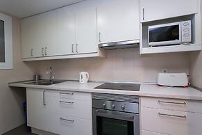 Spacious & Quiet 4 Bedroom Apartment