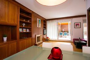 Apartment With Large And Private Terrace