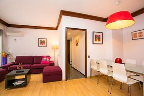 Apartment With Large And Private Terrace