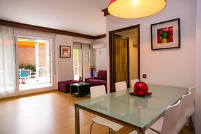 Apartment With Large And Private Terrace