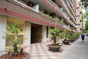 Apartment With Large And Private Terrace