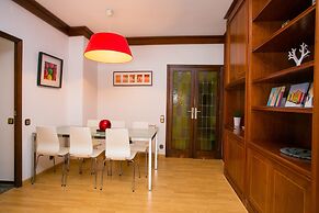 Apartment With Large And Private Terrace