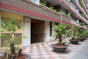 Apartment With Large And Private Terrace