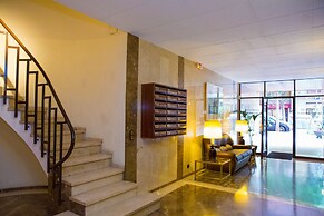 Apartment With Large And Private Terrace