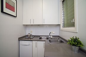 Cute & Spacious Eixample Apartment